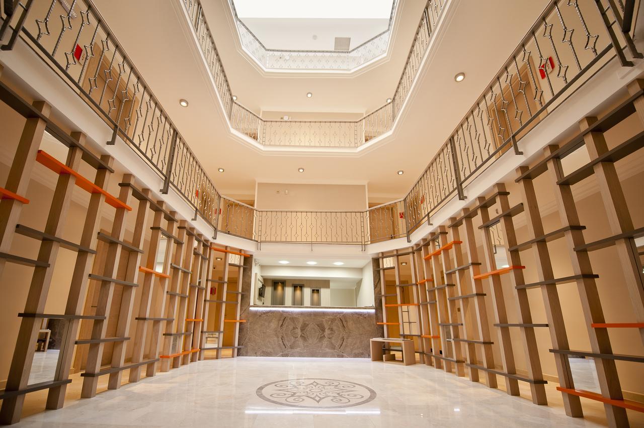 Atrium Apart Otel Altinyunus エクステリア 写真